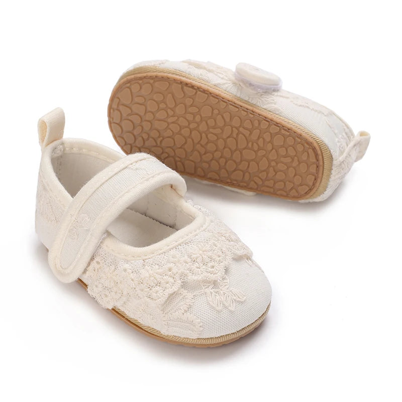 Cute White Lace Baby Girl Princess shoes  Baby Moccasins Moccs Shoes Bow Fringe Rubber Soled Non-slip Footwear Crib Shoes