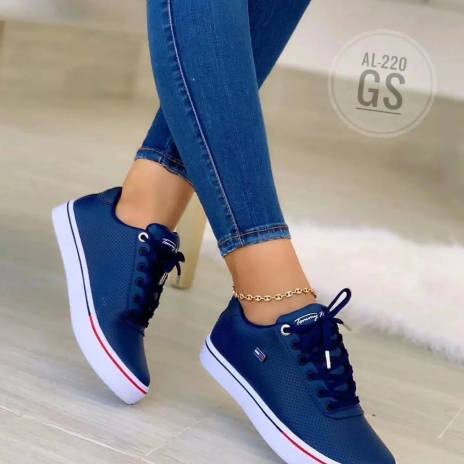Sports Shoes for Women2024new Flat-soled Casual Sports Shoes Autumn Fashion Trend Lace-up Sports Luxury Solid Color Womens Shoes
