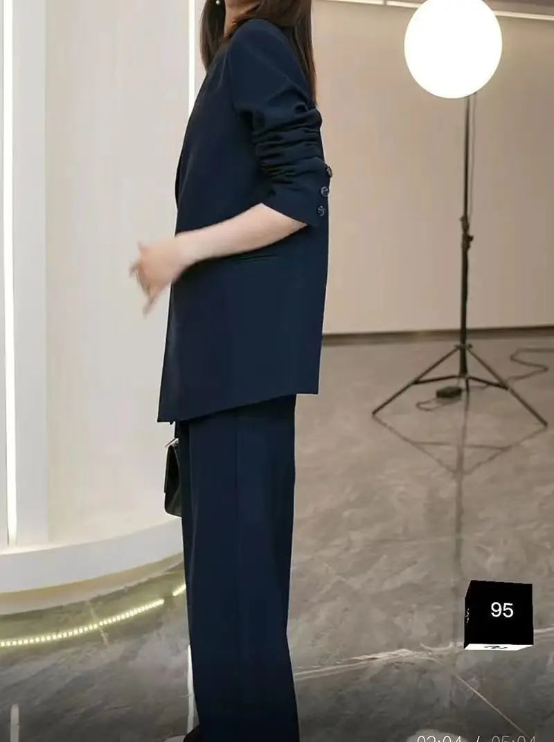 Women's  casual suit