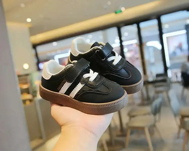 Spring Autumn Kids Sport Training Shoes Children Moral Training Fashion Sneakers Boys Girls Soft Soled Casual Shoes Skate Shoes