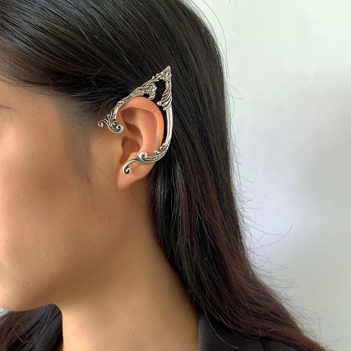 1Pair Goth Punk Fairy Elf Ear Cuff Earrings for Women Trendy Vintage Piercing Clip Earring Halloween Jewelry Accessories Gift