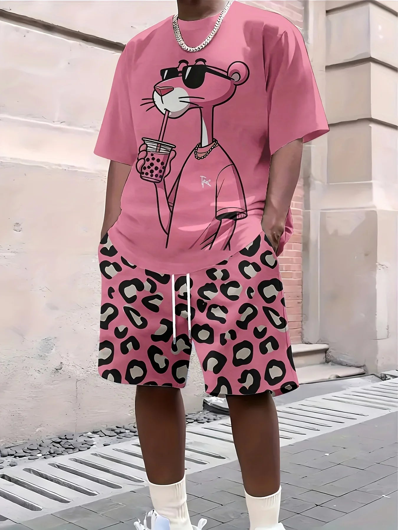 Men's suit T-shirt is stylish and SHORT