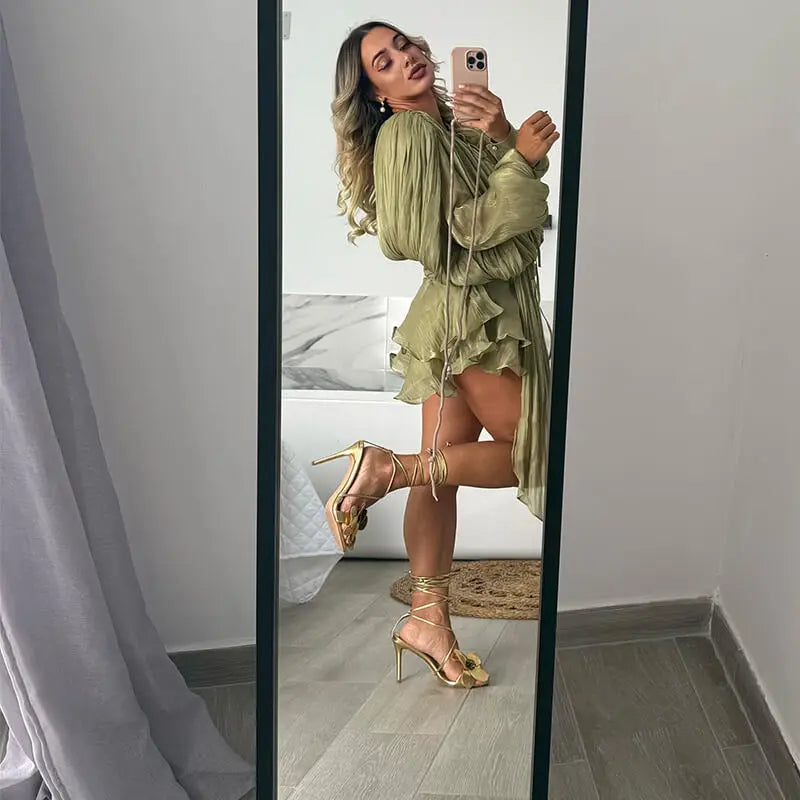 Onlymaker Women Gold Flower Round Toe Stiletto Sandals Party  Ankle Strap High Heel For Wedding Party Prom Bridal Sandals