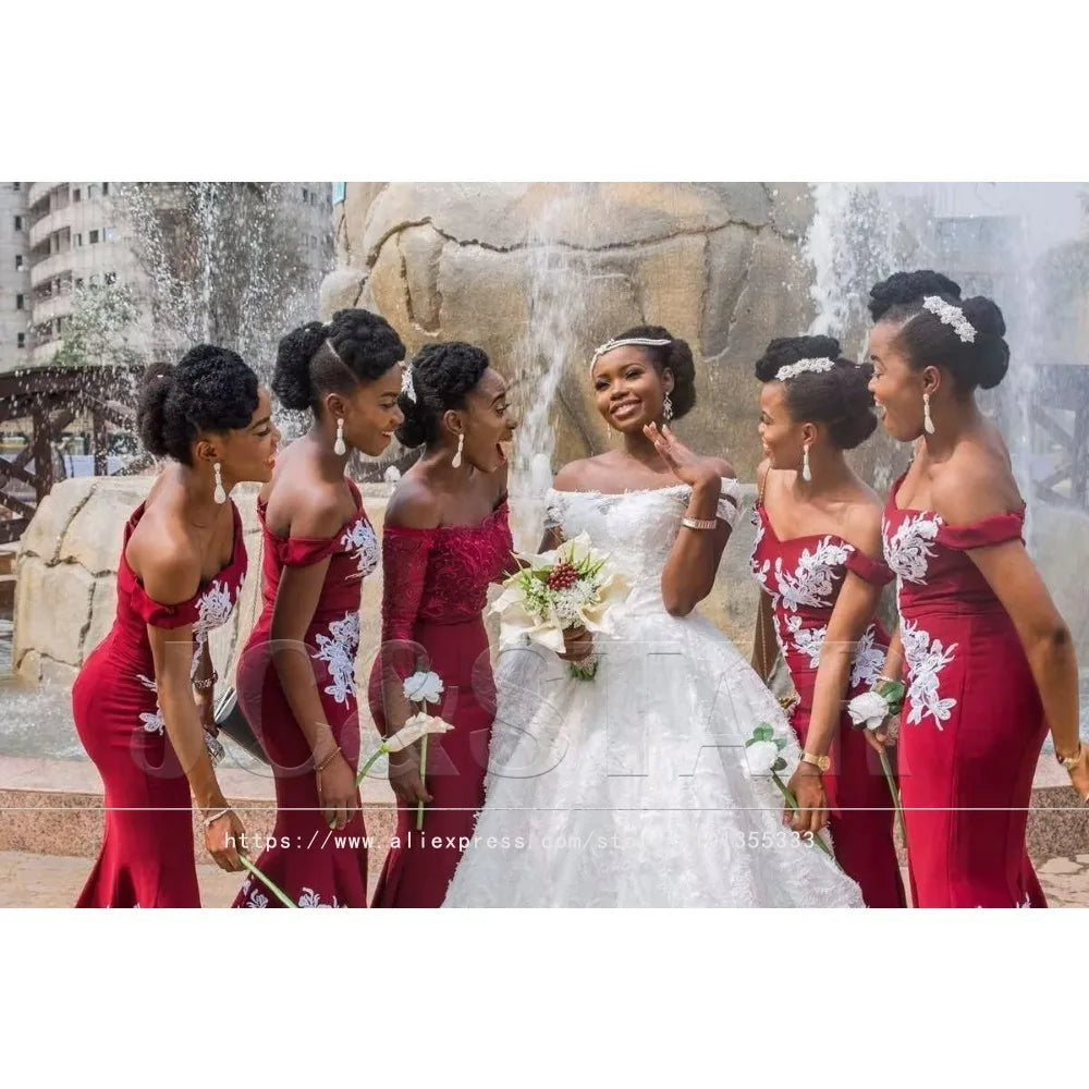 Burgundy Womens Off The Shoulder Mermaid Bridesmaid Dresses for Wedding Lace Satin Prom Dresses Long Formal Evening Gowns Africa