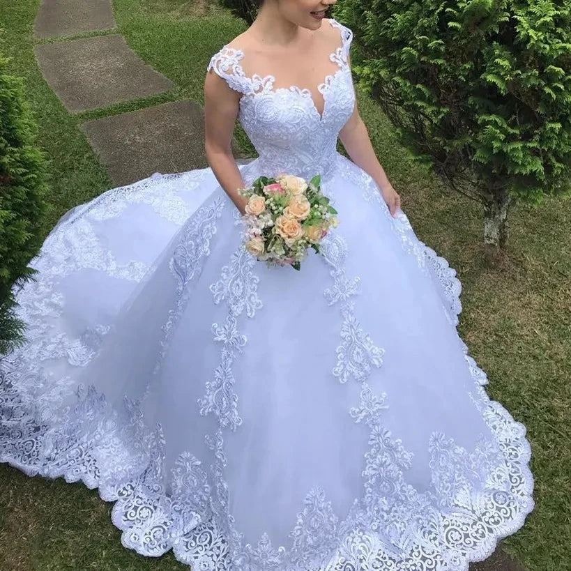 BOMARIS White Scoop Neck Ball Gown Wedding Dress Robe De Mariee Sexy See-Through Back Applique Formal Bride Dress Customized