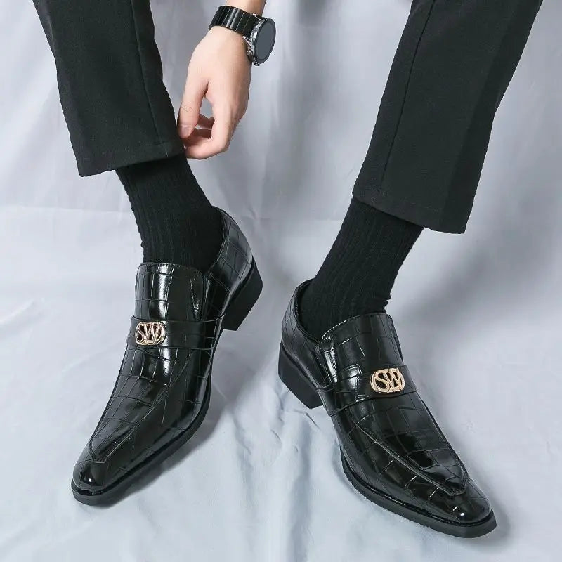 Fashion Italian Plus Size Men Dress Shoes Retro Genuine Leather Crocodile Grain Party Wedding Slippers Shoes Men
