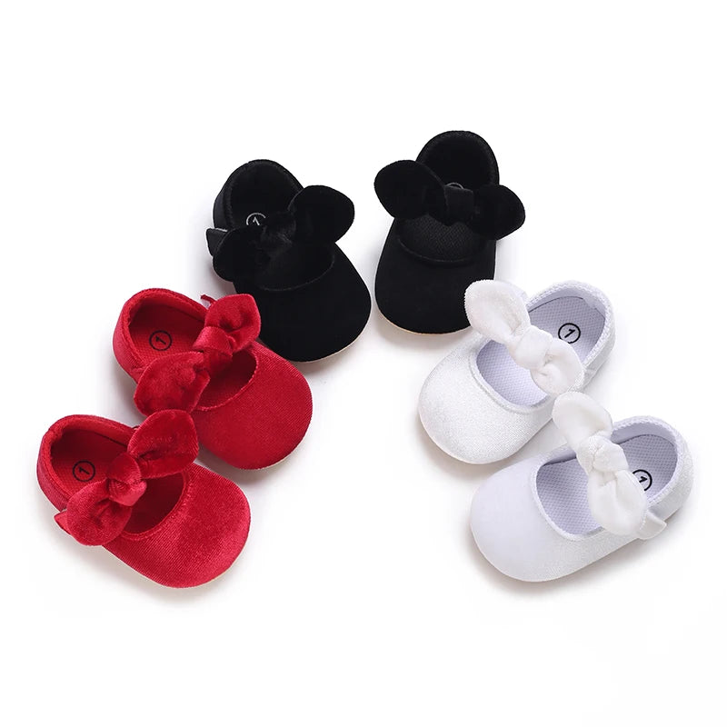 Cute White Lace Baby Girl Princess shoes  Baby Moccasins Moccs Shoes Bow Fringe Rubber Soled Non-slip Footwear Crib Shoes