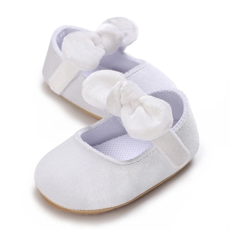 Cute White Lace Baby Girl Princess shoes  Baby Moccasins Moccs Shoes Bow Fringe Rubber Soled Non-slip Footwear Crib Shoes