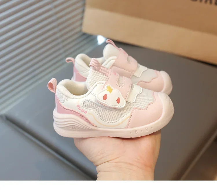 Baby walking shoes 2025 winter and winter new fashionable sports shoes trend soft sole comfortable Velcro cute and versatile