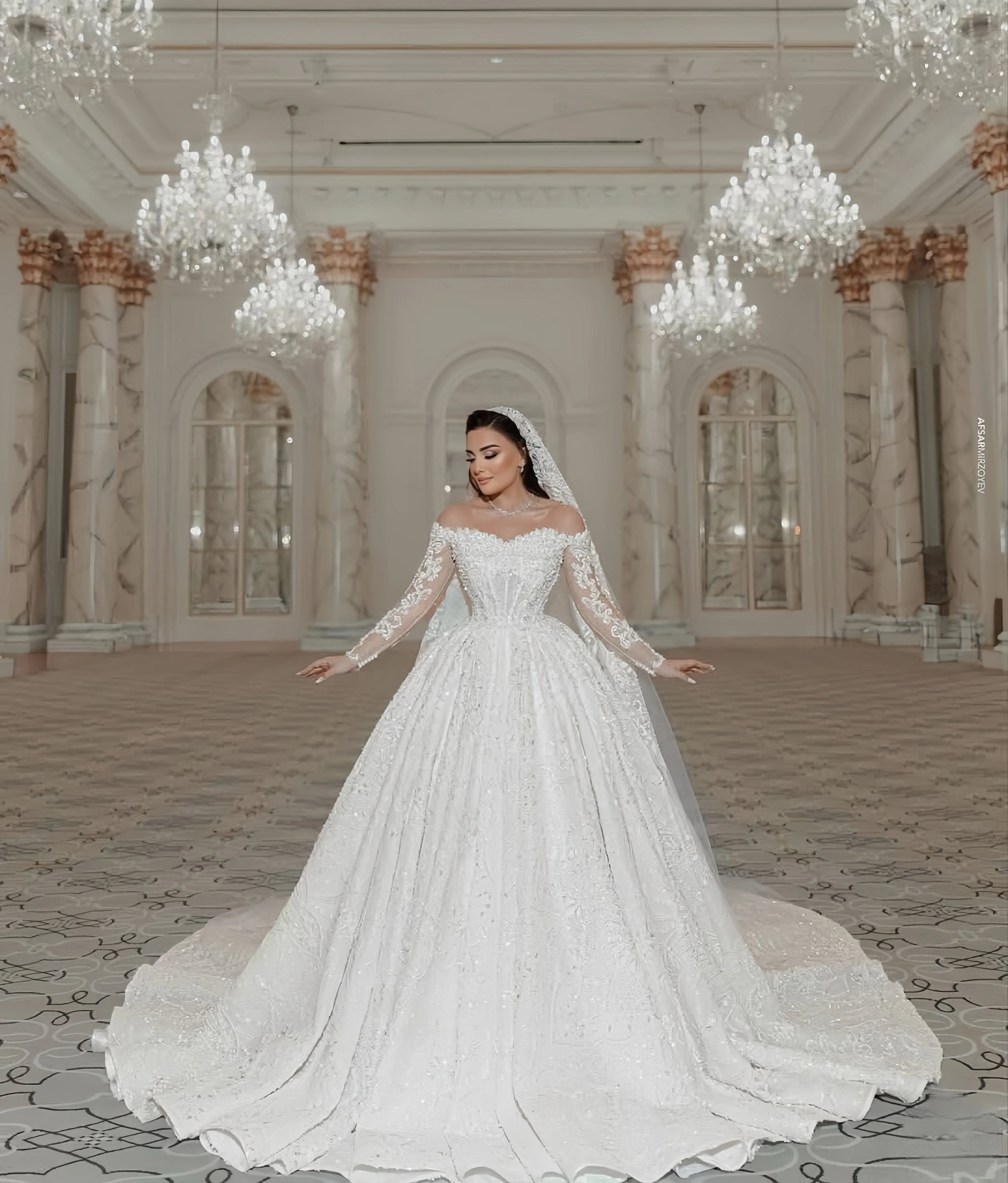 Customized Luxurious Wedding Dress Organza With Embroidery Bead Princess Ballgown O-Neck Bride Dress Vestido de novia 2025