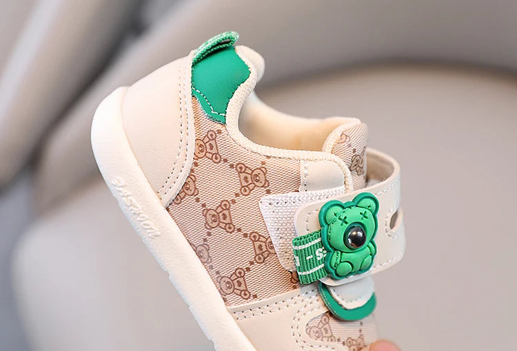 1 pairs Baby Shoes Spring New Baby Soft Sole Versatile  kid's Walking Shoes Little Bear Girls Sports Shoes Cartoon Casual Shoes