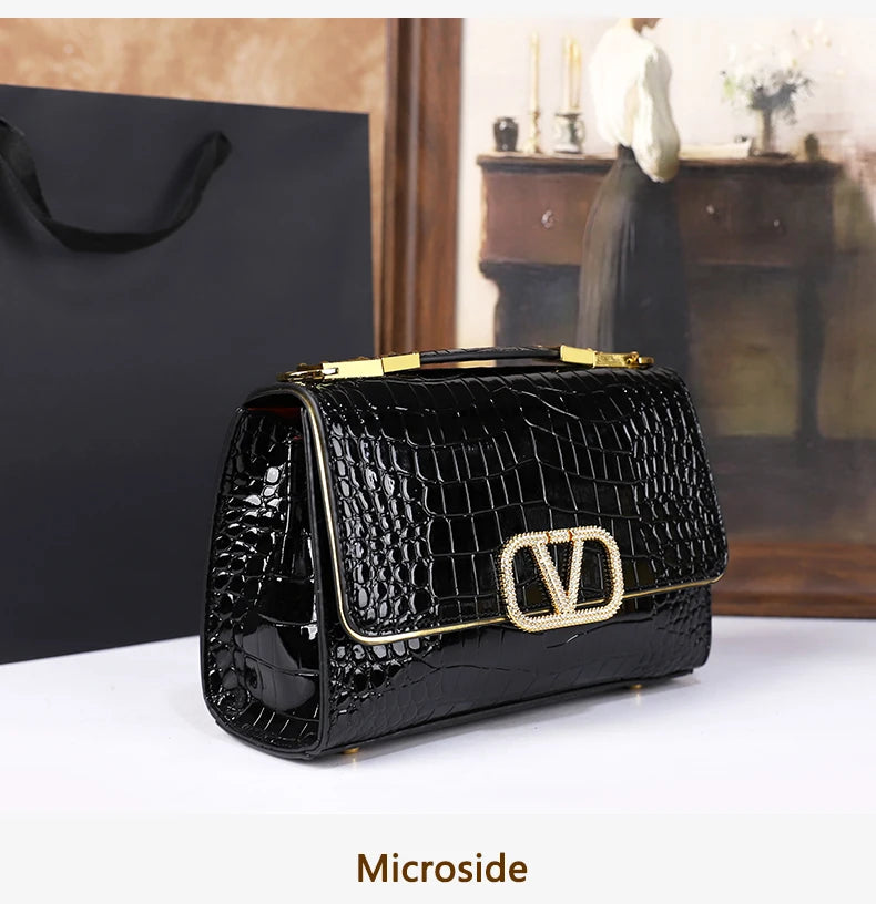 2025 New Fashion Crocodile Pattern Handbag High-End Sensation Unique Small Retro Shoulder Crossbody Bag Versatile Stylish Mini
