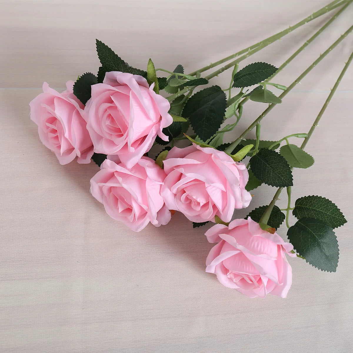 Artificial Roses Flowers Wedding Procional Flower Arch Decor Handheld Baund Wall Flower Bouquet Home Decor Accories
