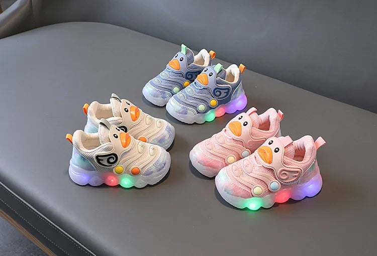 Baby Shoes with Lights on Women New Breathable Mesh Soft Soled Baby Walking Shoes Children Sports Luminescent Shoes Boy Newborn