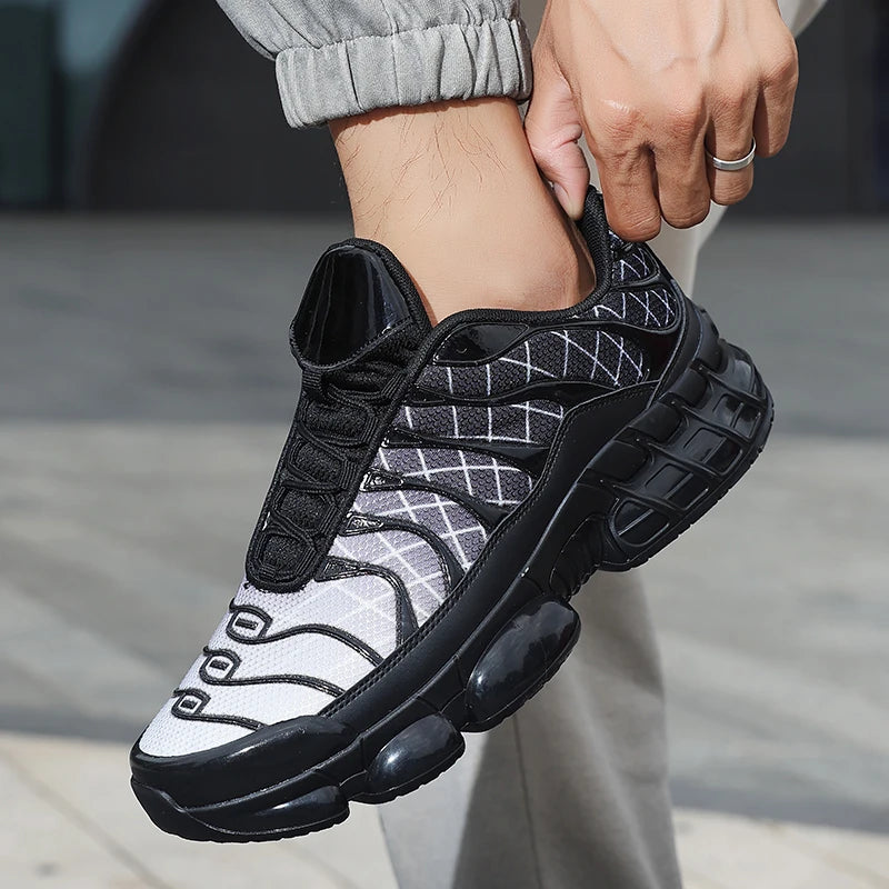 Men Running Shoes Fashion Cushioned Non-Slip Comfort Outdoor Running Youth Sports Shoes Classic Fitness Training Sneakers