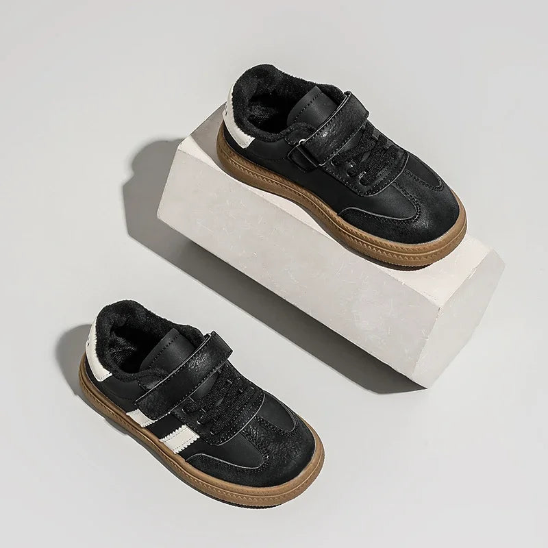 Children Casual Sneakers New Black Soft Bottom Girls Boys German Training Shoes Autumn Winter Fashion Red Kids Baby Casual Shoes
