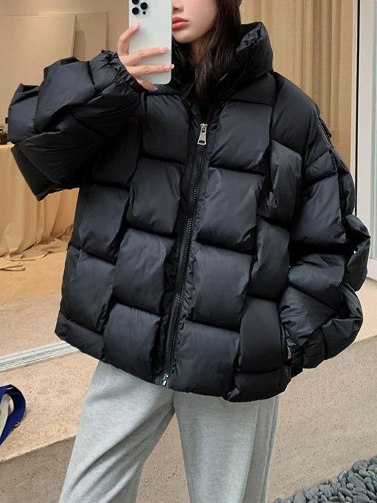 Winter Jacket for Women Three-dimensional Plaid Woven Fashion Coat Solid High Street Warm and Thick 2023 Winter New Down Jacket