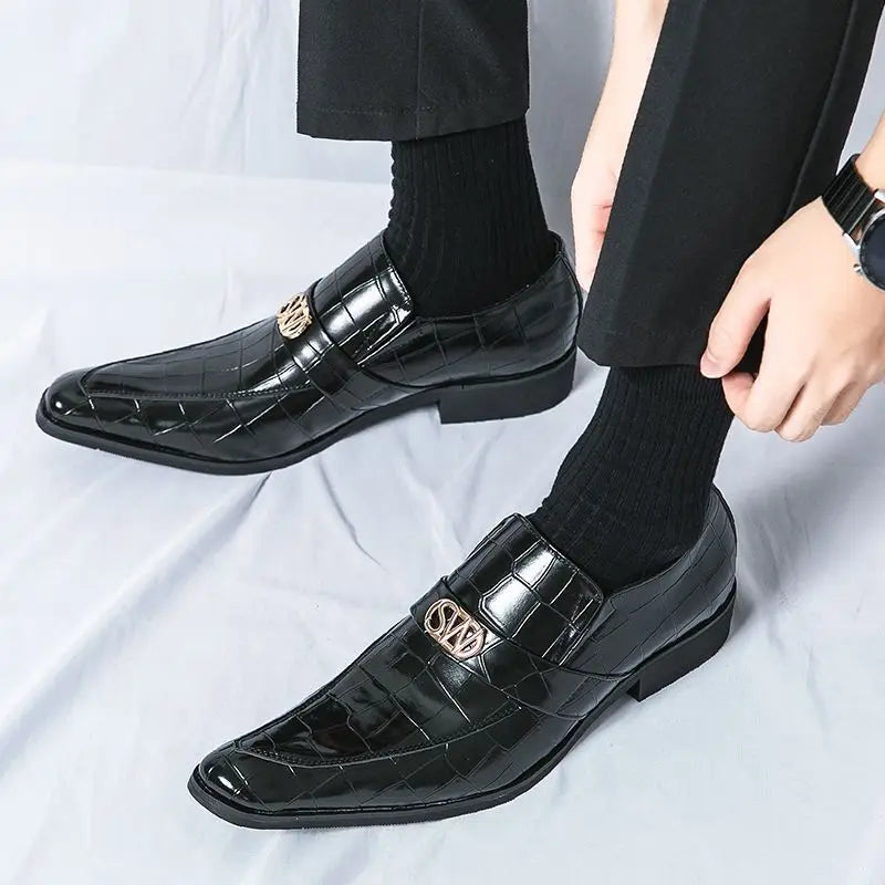Fashion Italian Plus Size Men Dress Shoes Retro Genuine Leather Crocodile Grain Party Wedding Slippers Shoes Men