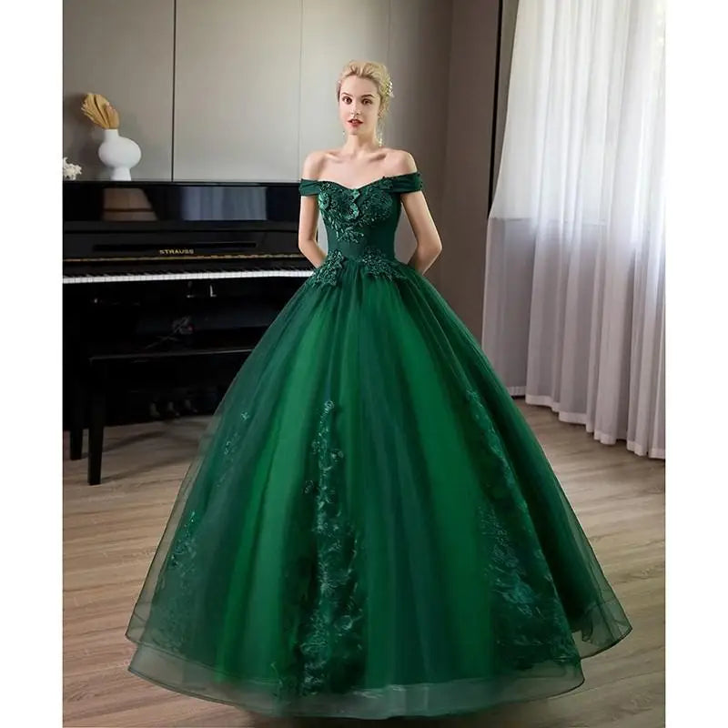 Quinceanera Dresses Elegant Boat Neck Luxury Lace Embroidery Vestidos De 15 Anos Party Prom Vintage Quinceanera Gown Customized