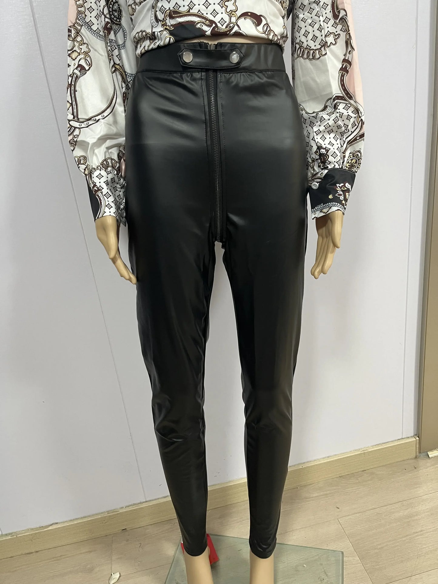 Winter Autumn Sexy Women PU Pants Black Fitness Slim High Waist Pencil Pants Zipper Streetwear Faux Leather Trousers for Women