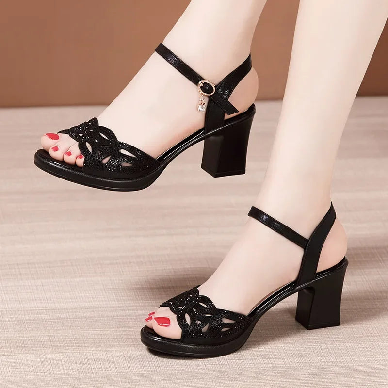 Small Size 32-43 Elegant Rhinestone Black Office Work Mom Shoes Women's Platform Sandals 2025 Summer Med Block Heels Sandals