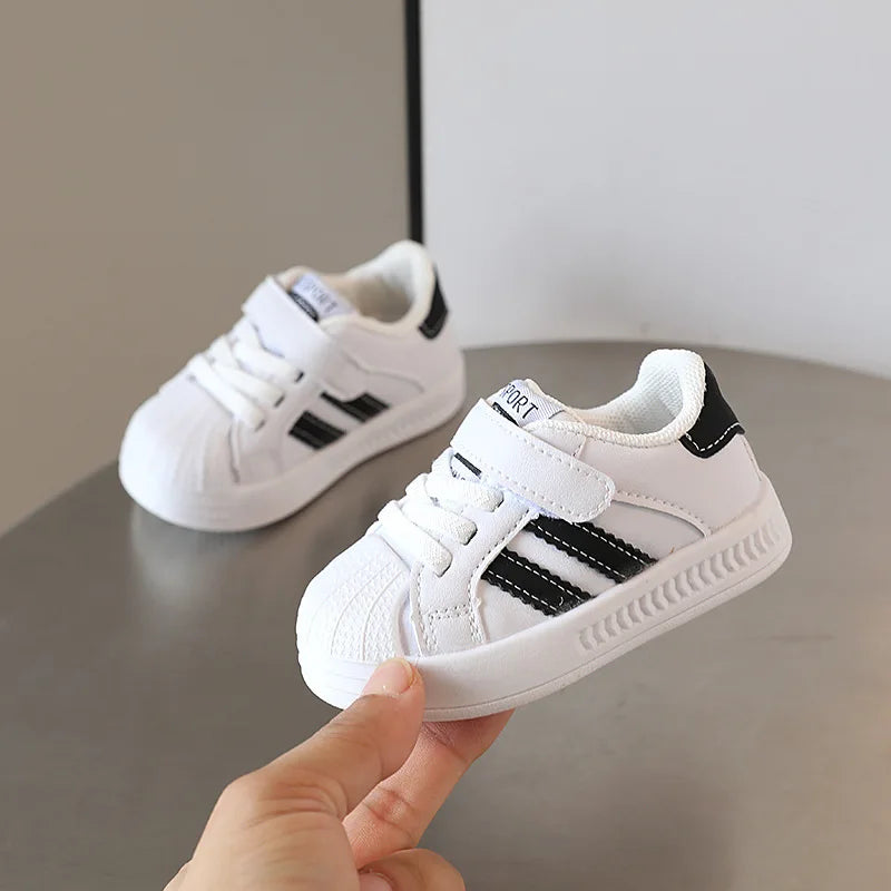 New Baby Shoes Spring Autumn Soft Soled Toddler Shoes Boys Sports Shoes Boys New White Shoes For Girls Breathable Non-slip