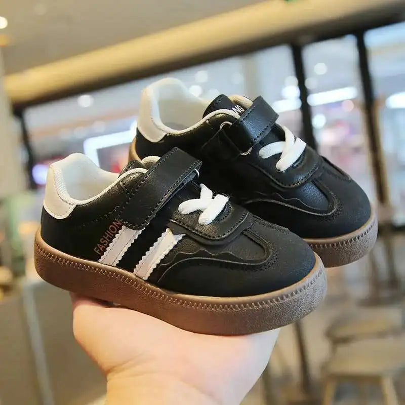 Spring Autumn Kids Sport Training Shoes Children Moral Training Fashion Sneakers Boys Girls Soft Soled Casual Shoes Skate Shoes