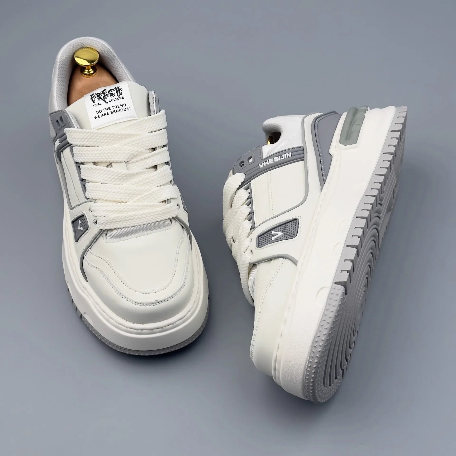 Classic Ultra-light Soft Bottom Outdoor Casual Shoes Comfortable Running Traveling Hiking Mountain Climbing Shoes round Toe Rubb