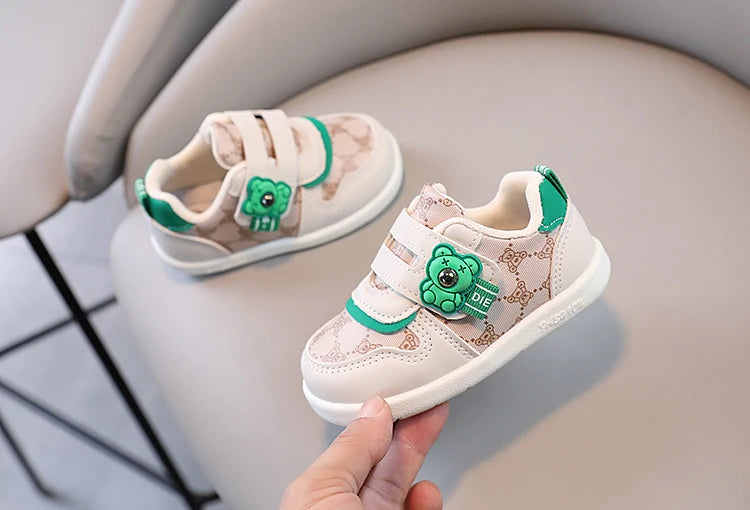 1 pairs Baby Shoes Spring New Baby Soft Sole Versatile  kid's Walking Shoes Little Bear Girls Sports Shoes Cartoon Casual Shoes