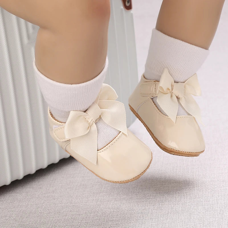 Cute White Lace Baby Girl Princess shoes  Baby Moccasins Moccs Shoes Bow Fringe Rubber Soled Non-slip Footwear Crib Shoes