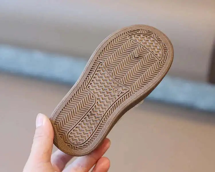 Spring Autumn Kids Sport Training Shoes Children Moral Training Fashion Sneakers Boys Girls Soft Soled Casual Shoes Skate Shoes