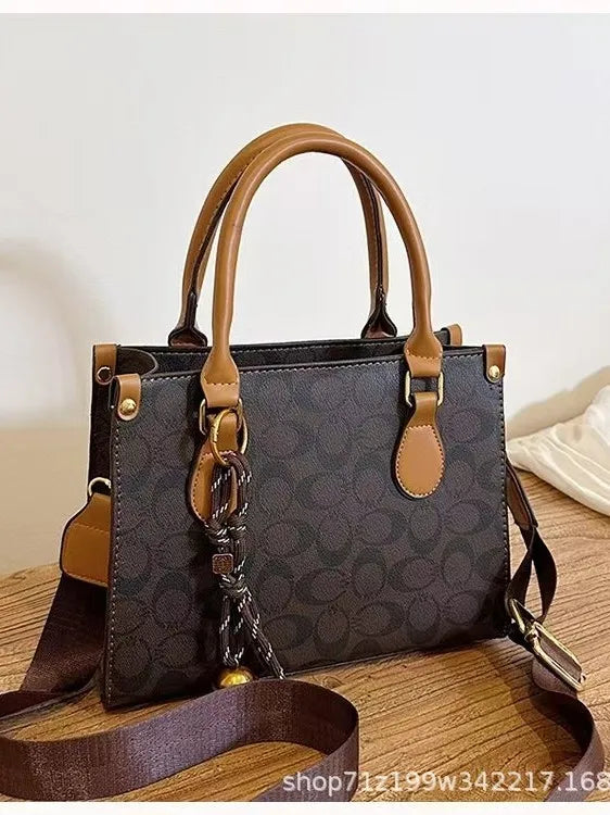 New 2025 Fashion Versatile Women's Bag with Large Capacity and High Quality, Retro Vintage Flower Handheld Tote Bag