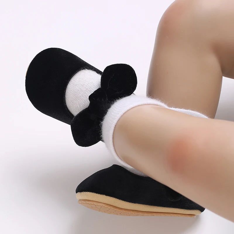 Cute White Lace Baby Girl Princess shoes  Baby Moccasins Moccs Shoes Bow Fringe Rubber Soled Non-slip Footwear Crib Shoes