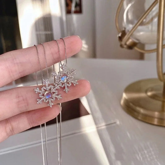 women girl famous moonstone snowflake necklace, female student chain necklace jewelry