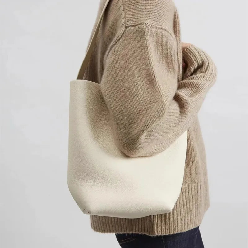 2025 New Leather Large Capacity Bucket Bag, Lychee Pattern, Cowhide, Commuting Tote Bag, Shoulder Bag, Hand-held Women's Bag