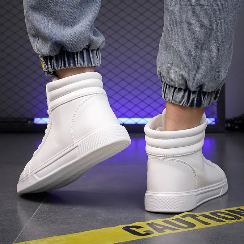 2025 Spring Fashion Red Men's Sneakers High Top Skateboarding Shoes for Men Women Comfortable Unisex Leather Sneakers Size 35-46