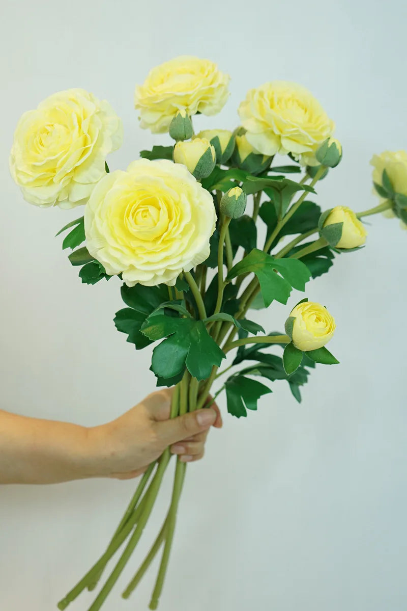 4Pc Hand Feel Moisturizing 3Heads Dew Lotus Artificial Real Touch Flowers Wedding Decor Bridal Bouquet Home Decoration Ornaments