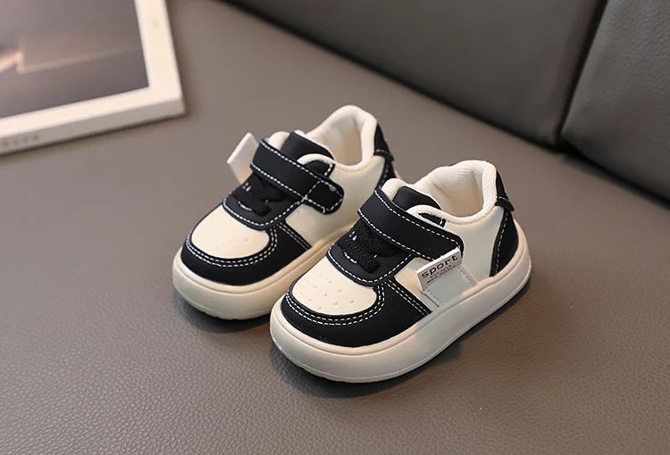 New Baby Shoes Spring Autumn Soft Soled Toddler Shoes Boys Sports Shoes Boys New White Shoes For Girls Breathable Non-slip