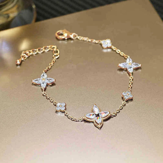 Personalized Fashion Crystal Flower Bracelet for Women Stainless Steel Korean Bracelet High Quality Jewelry Accessories Gift