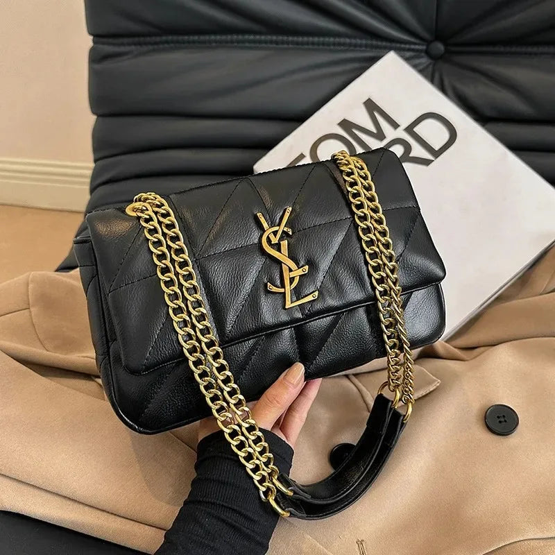 New style small Chanel-style diamond chain shoulder bag, trendy and versatile, spacious and luxurious embroidery line bag