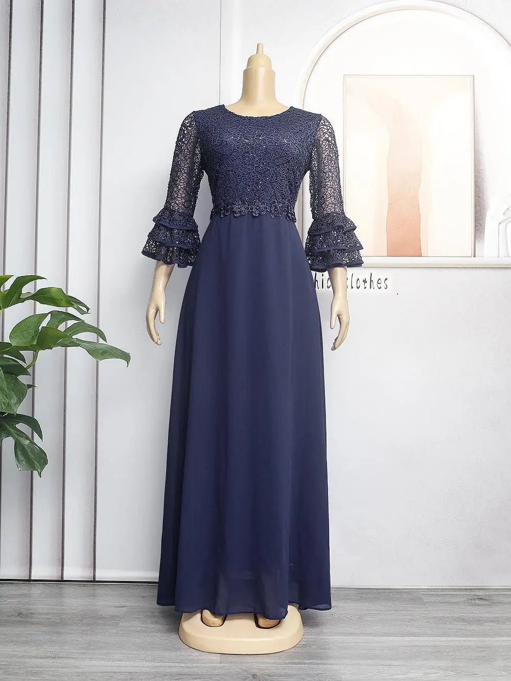 Elegan Women  Dresses