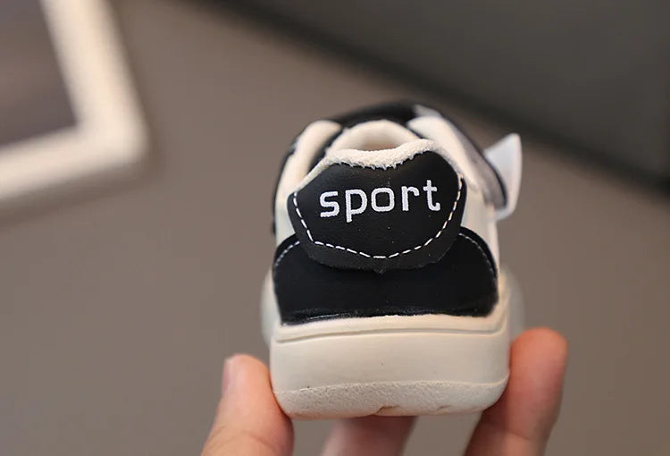 New Baby Shoes Spring Autumn Soft Soled Toddler Shoes Boys Sports Shoes Boys New White Shoes For Girls Breathable Non-slip