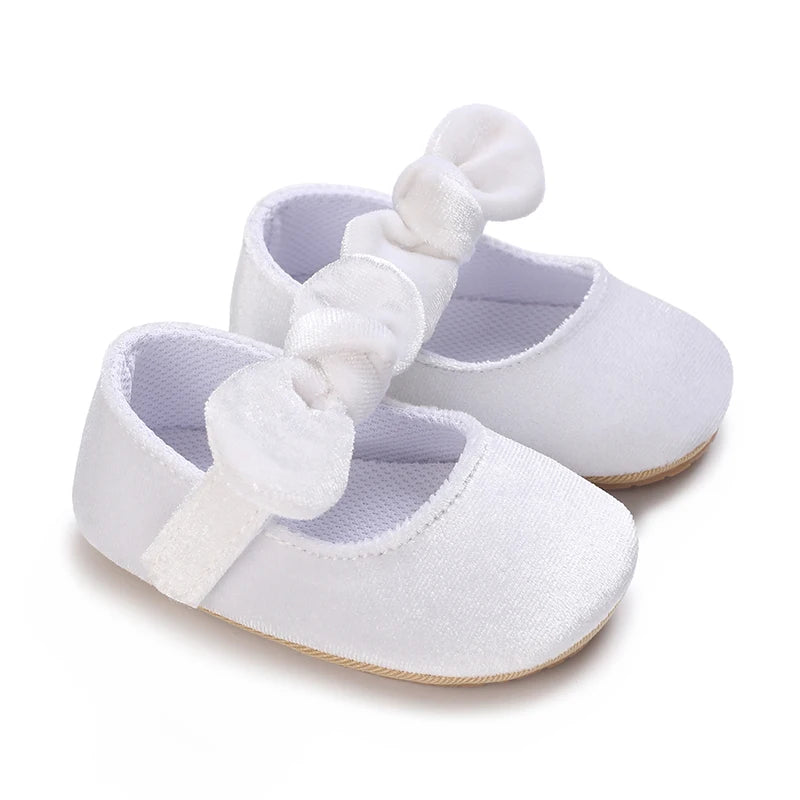 Cute White Lace Baby Girl Princess shoes  Baby Moccasins Moccs Shoes Bow Fringe Rubber Soled Non-slip Footwear Crib Shoes