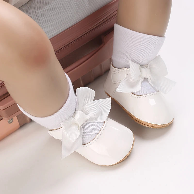 Cute White Lace Baby Girl Princess shoes  Baby Moccasins Moccs Shoes Bow Fringe Rubber Soled Non-slip Footwear Crib Shoes