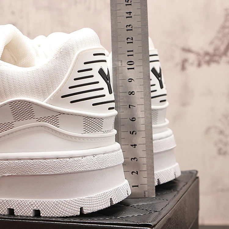 2025 New Men Outdoor Flat Classic Blue Sports Shoes Lace Up Skateboard Board Shoe Walking White Leisure Running Sneakers