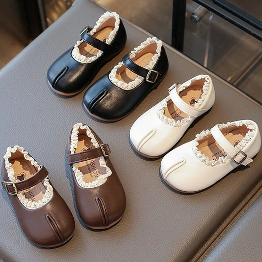 2025 New Children's Flats Simple Lolita Girls Princess Leather Shoes Walking Versatile Sweet Pleated Kids Causal Fashion Shoes