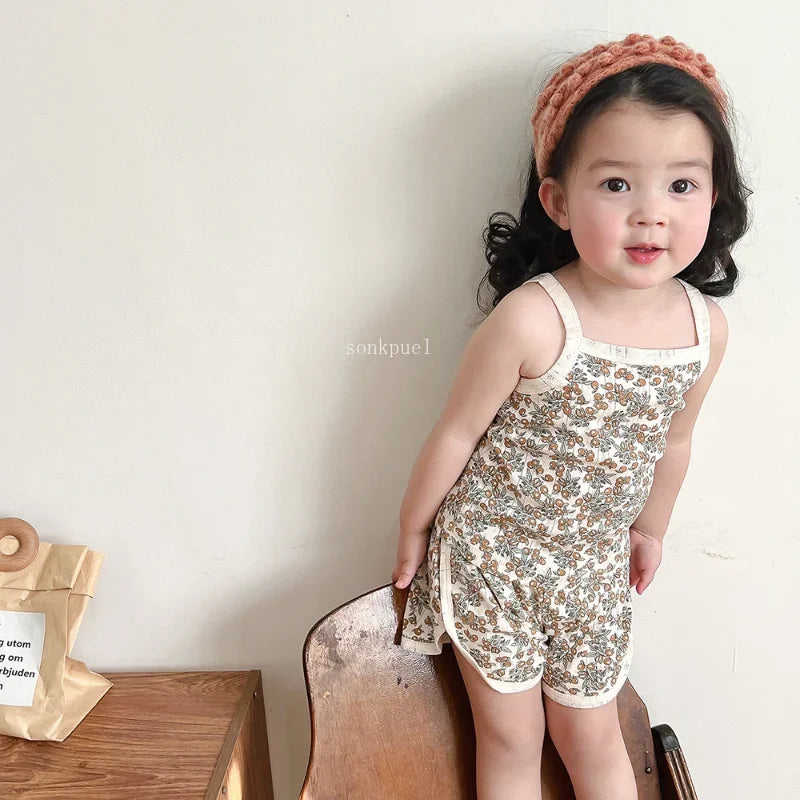 2024 Summer New Baby Sleeveless Tops And Tight Waist Shorts 2 Pieces Suit Girls Square Collar Clothing Set Kids Cotton Clothes