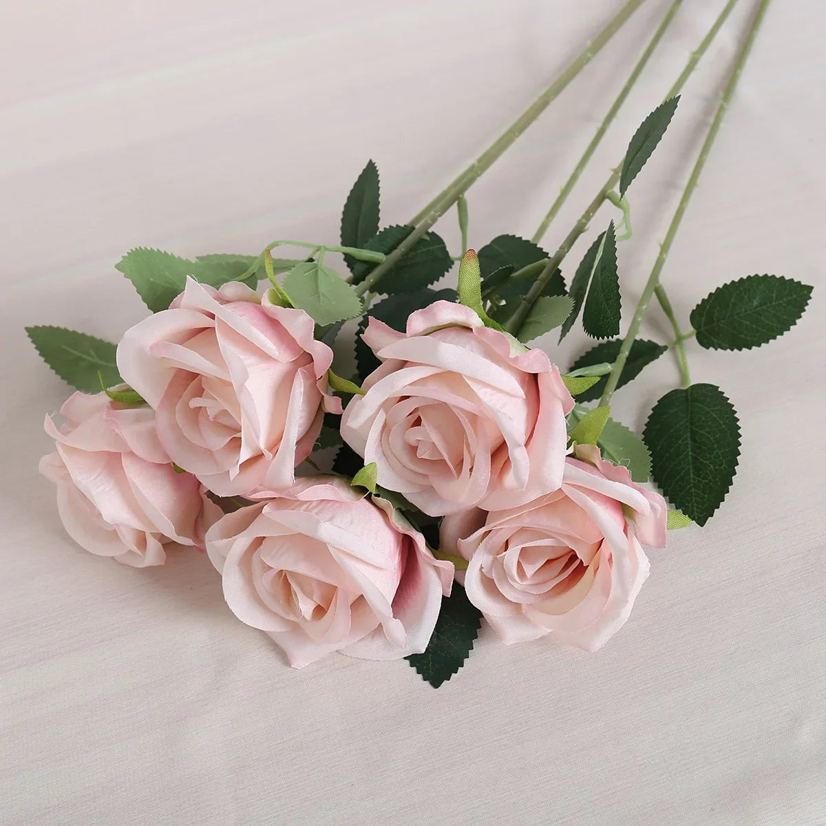 Artificial Roses Flowers Wedding Procional Flower Arch Decor Handheld Baund Wall Flower Bouquet Home Decor Accories