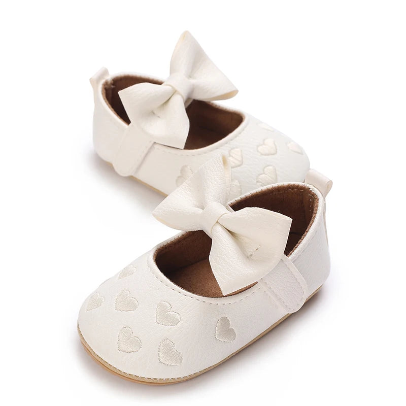 Cute White Lace Baby Girl Princess shoes  Baby Moccasins Moccs Shoes Bow Fringe Rubber Soled Non-slip Footwear Crib Shoes
