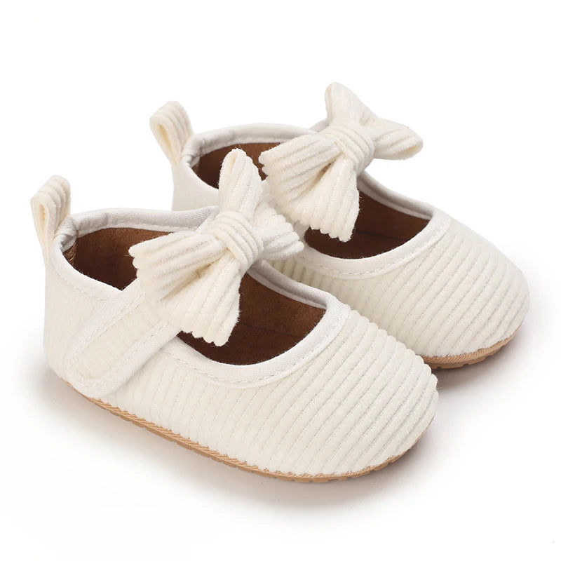 Cute White Lace Baby Girl Princess shoes  Baby Moccasins Moccs Shoes Bow Fringe Rubber Soled Non-slip Footwear Crib Shoes